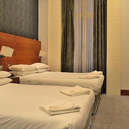 Lih Hotel London Ngoại thất bức ảnh